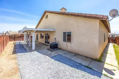 13616 Dellwood Street, Victorville, CA 92392 - Photo 35