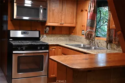 1628 Thrush, Wrightwood, CA 92397 - Photo 17