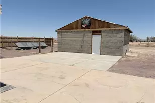 30819 Athol, Newberry Springs, CA 92365 - Photo 3