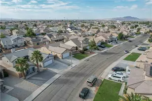 13036 Evanston, Victorville, CA 92392 - Photo 31