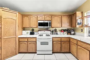 16089 Cactus St, Hesperia, CA 92345 - Photo 13