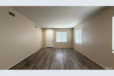 10258 Susan, Hesperia, CA 92345 - Photo 3