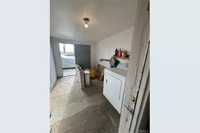 15026 Richmond Avenue, Victorville, CA 92394 - Photo 11