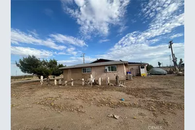 15026 Richmond Avenue, Victorville, CA 92394 - Photo 13