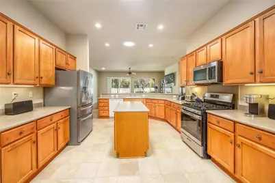 10041 El Dorado, Apple Valley, CA 92308 - Photo 13