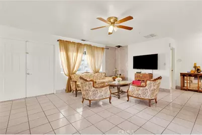 7685 Hilton, Yucca Valley, CA 92284 - Photo 5