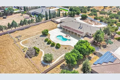 7091 Coriander, Oak Hills, CA 92344 - Photo 3