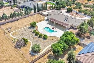 7091 Coriander, Oak Hills, CA 92344 - Photo 3