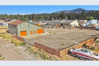 614 W Fairway, Big Bear City, CA 92314 - Photo 39