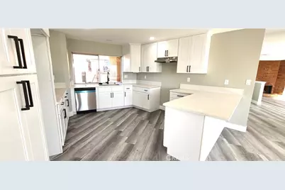 16257 Saint Timothy Road, Apple Valley, CA 92307 - Photo 21
