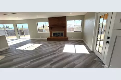 16257 Saint Timothy Road, Apple Valley, CA 92307 - Photo 11