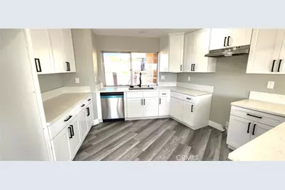 16257 Saint Timothy Road, Apple Valley, CA 92307 - Photo 25