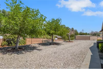 14861 Riverside, Apple Valley, CA 92307 - Photo 29