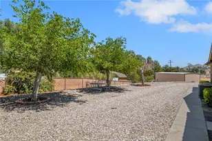 14861 Riverside, Apple Valley, CA 92307 - Photo 29