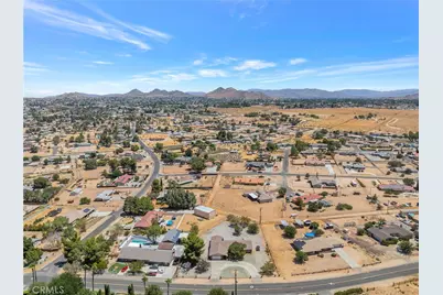 14861 Riverside, Apple Valley, CA 92307 - Photo 9