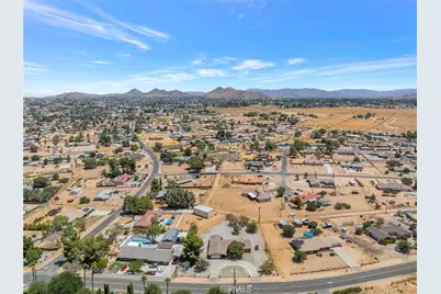 14861 Riverside, Apple Valley, CA 92307 - Photo 9