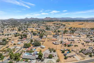 14861 Riverside, Apple Valley, CA 92307 - Photo 9