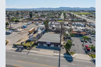 1639 E Base Line, San Bernardino, CA 92410 - Photo 5