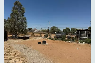 21800 Isatis, Apple Valley, CA 92307 - Photo 17