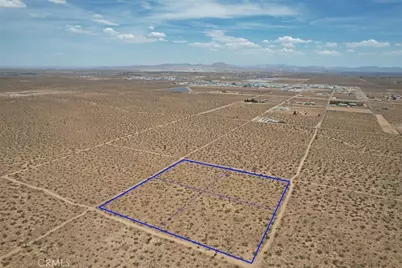8 Buckeye Avenue, Adelanto, CA 92301 - Photo 11
