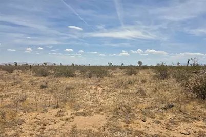 8 Buckeye Avenue, Adelanto, CA 92301 - Photo 15
