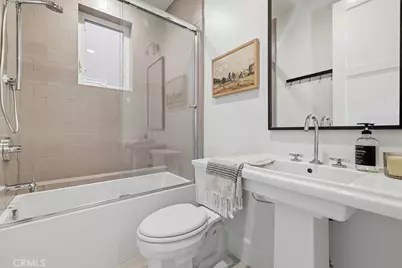 2360 Orange Avenue, Costa Mesa, CA 92627 - Photo 15