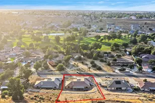 17725 Bangor, Hesperia, CA 92345 - Photo 3