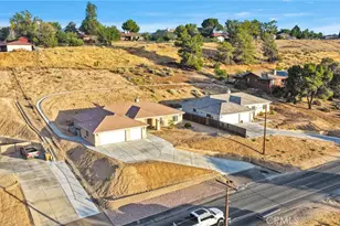 17725 Bangor, Hesperia, CA 92345 - Photo 45