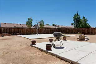 12395 Griffin, Victorville, CA 92395 - Photo 27
