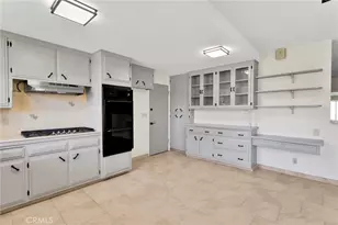 270 E 13th St, Beaumont, CA 92223 - Photo 7