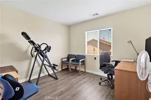 12388 Falena, Victorville, CA 92392 - Photo 21