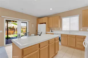 12352 Dandelion Way, Victorville, CA 92392 - Photo 19