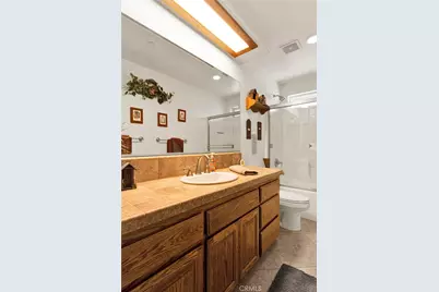 10525 Mono, Phelan, CA 92392 - Photo 23