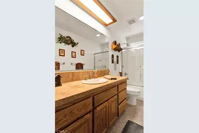 10525 Mono, Phelan, CA 92392 - Photo 23