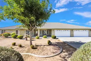 10525 Mono, Phelan, CA 92392 - Photo 3