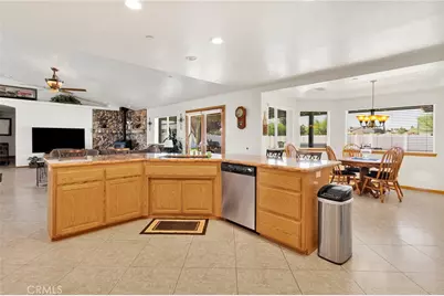 10525 Mono, Phelan, CA 92392 - Photo 21