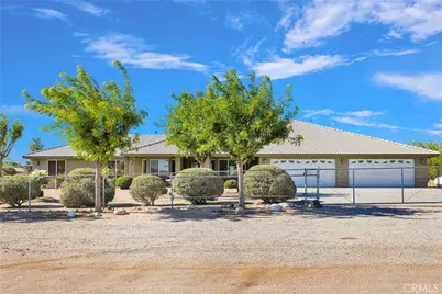 10525 Mono, Phelan, CA 92392 - Photo 7