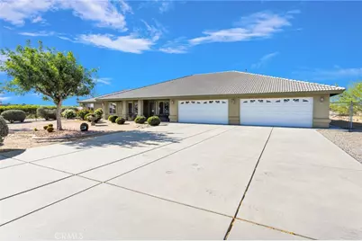 10525 Mono, Phelan, CA 92392 - Photo 9