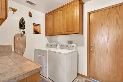 10525 Mono, Phelan, CA 92392 - Photo 41