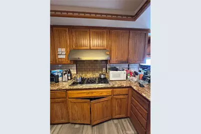23231 Sunrise Way, Crestline, CA 92325 - Photo 13