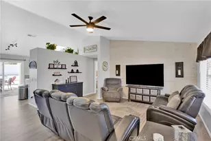 12701 Adolfo Ln, Victorville, CA 92392 - Photo 7