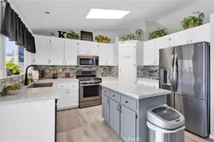 12701 Adolfo Ln, Victorville, CA 92392 - Photo 15