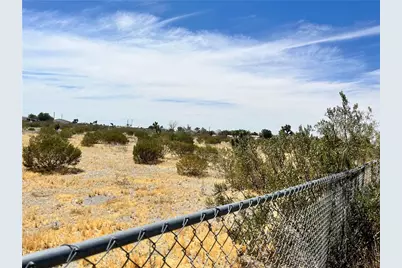 13014 Riggins Road, Phelan, CA 92371 - Photo 3