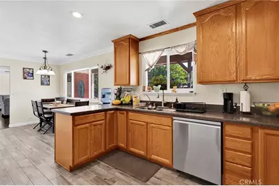 9906 Lincoln Avenue, Hesperia, CA 92345 - Photo 9