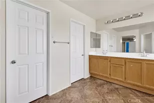 12973 Newport, Hesperia, CA 92344 - Photo 43