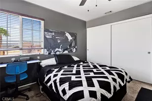 12973 Newport, Hesperia, CA 92344 - Photo 33