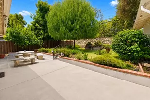 553 Baughman, Claremont, CA 91711 - Photo 17