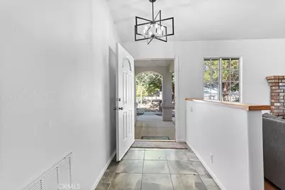 8039 Sherborn Avenue, Hesperia, CA 92345 - Photo 7