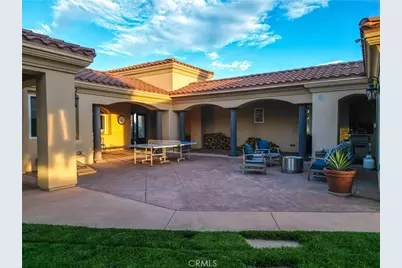 10230 Bellflower Street, Oak Hills, CA 92344 - Photo 35