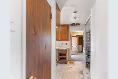 31707 Furst Street, Lucerne Valley, CA 92356 - Photo 9